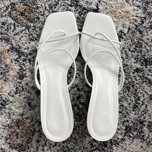 Forever 21 White short heels women’s size 10